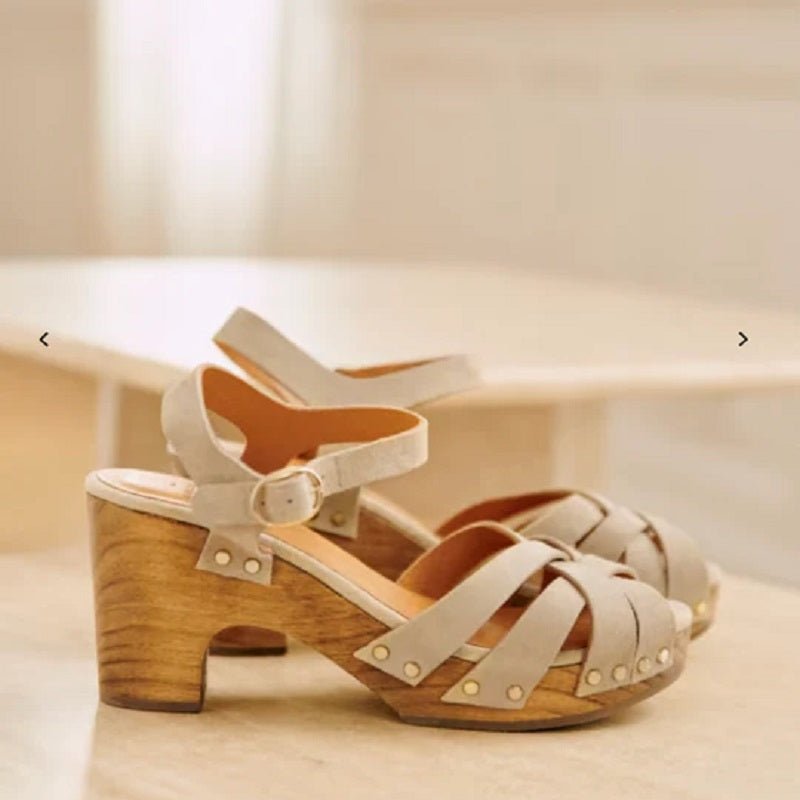 Jackie Chic Sandals