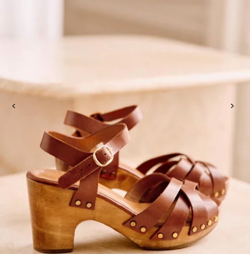 Jackie Chic Sandals