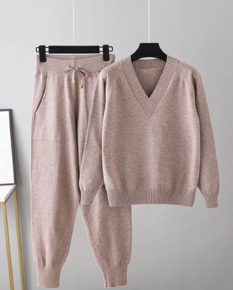 Laarni Sweater Pants Set